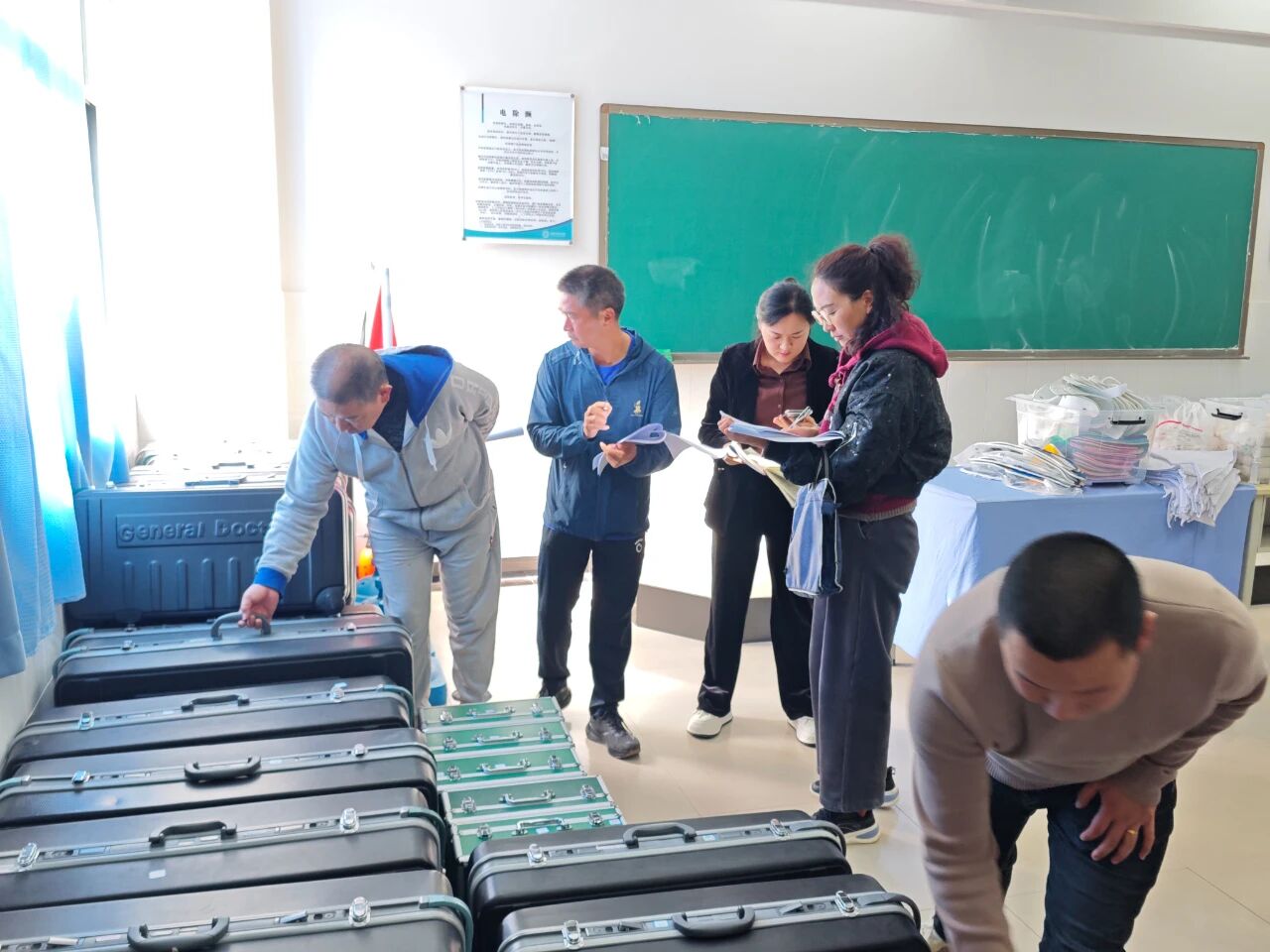 1762742033236031875.jpg e73dfb91db6b7bce55f428c2d81bad8f.jpg